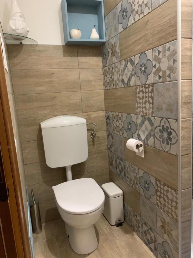 Affittacamere Da Jasmina Venzone Exterior foto
