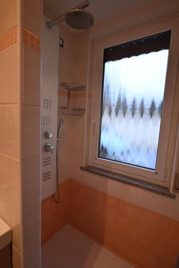 Affittacamere Da Jasmina Venzone Exterior foto